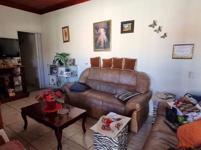 Casa com 250m² 2 quartos e 2 banheiros, à venda, no bairro Jardim Fleming em São João da Boa Vista