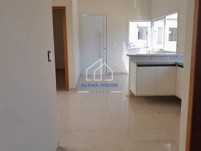 Casa com 179m² 2 quartos e 3 banheiros, à venda, no bairro Parque São Domingos em Pindamonhangaba