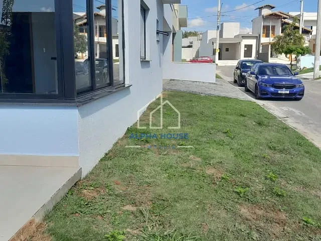Casa com 179m² 2 quartos e 3 banheiros, à venda, no bairro Parque São Domingos em Pindamonhangaba