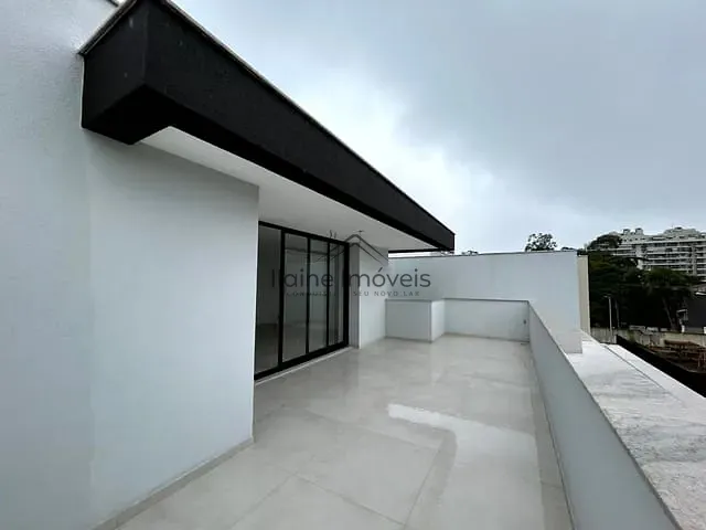 Casa com 189m² 3 quartos e 5 banheiros, à venda, no bairro Recreio dos Bandeirantes em Rio de Janeiro