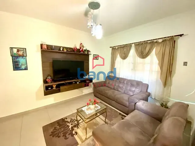 Casa com 250m² 3 quartos e 2 banheiros, à venda, no bairro Jardim Excelsior em Porto Feliz