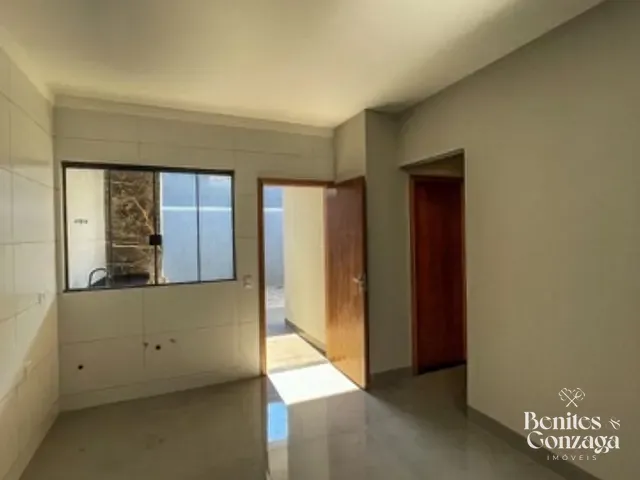 Casa com 151m² 3 quartos e 2 banheiros, à venda, no bairro Jardim Paulista III em Maringá