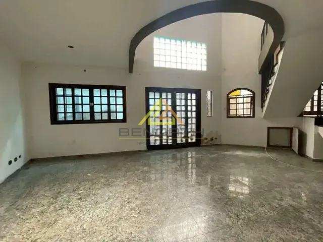Casa com 280m² 4 quartos e 4 banheiros, à venda, no bairro Água Fria em São Paulo