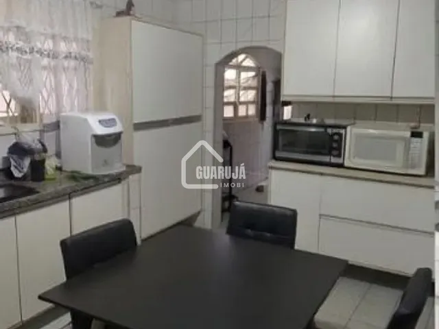 Casa com 210m² 2 quartos e 1 banheiro, à venda, no bairro Sítio Paecara (Vicente de Carvalho) em Guarujá