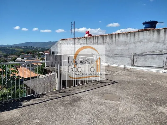 Casa com 322m² 2 quartos e 1 banheiro, à venda, no bairro Jardim Imperial em Atibaia