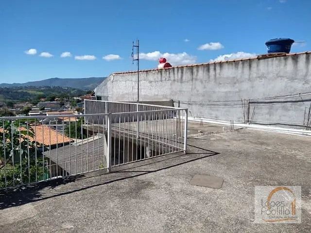 Casa com 322m² 2 quartos e 1 banheiro, à venda, no bairro Jardim Imperial em Atibaia