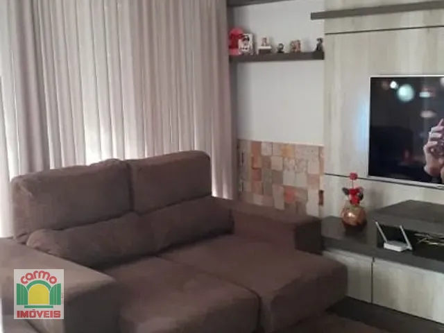 Casa com 200m² 2 quartos e 3 banheiros, à venda, no bairro Jardim Itália em Anápolis