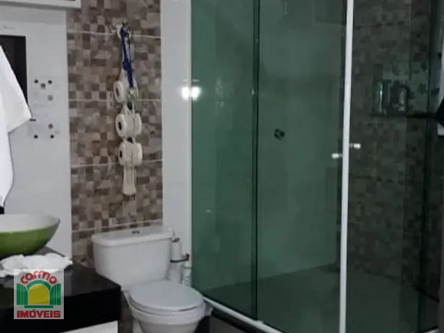 Casa com 200m² 2 quartos e 3 banheiros, à venda, no bairro Jardim Itália em Anápolis