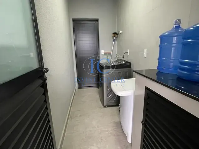 Casa com 30000m² 3 quartos e 1 banheiro, à venda, no bairro Residencial Milano em Indaiatuba
