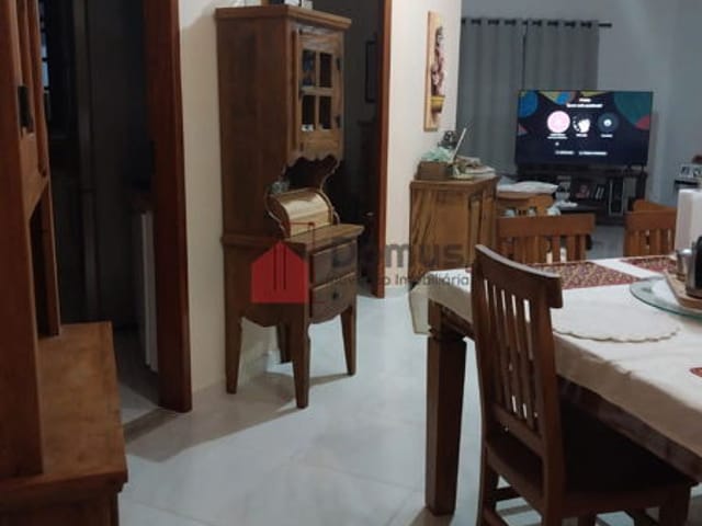 Casa com 407m², à venda, no bairro Residencial D'Napoli em Taubaté