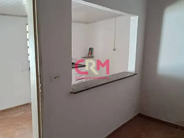 Casa com 200m² 2 quartos e 1 banheiro, para alugar, no bairro Vila Sargi em Taquaritinga