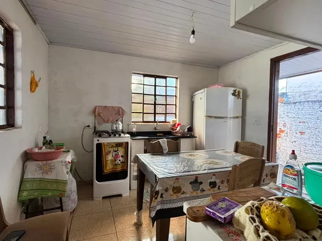 Casa 2 quartos e 1 banheiro, à venda, no bairro Guatupê em São José dos Pinhais