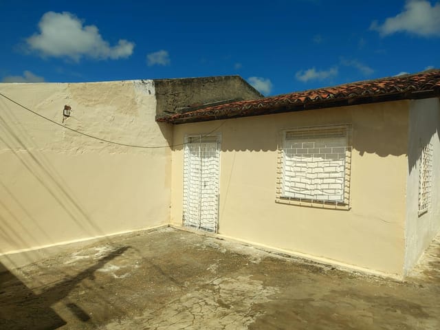 Casa 2 quartos e 1 banheiro, para alugar, no bairro Fernando Collor em Nossa Senhora do Socorro