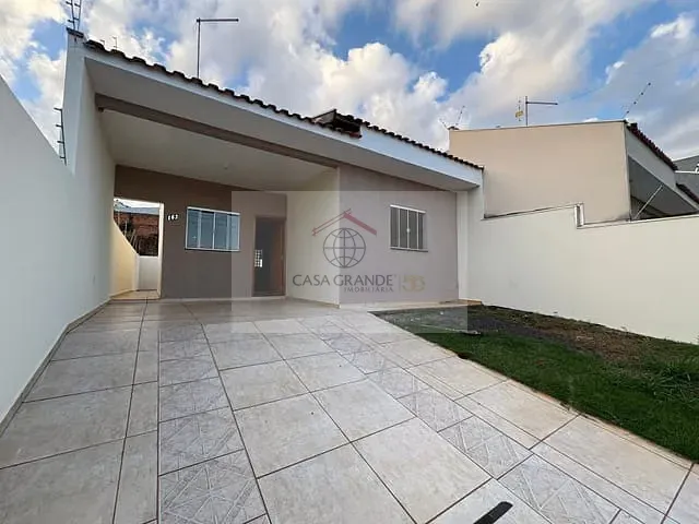 Casa com 165m² 3 quartos e 1 banheiro, à venda, no bairro Jardim das Flores em Rolândia