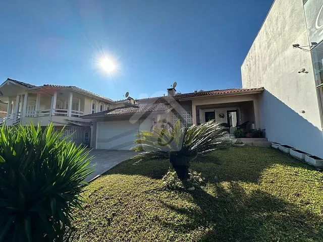 Casa com 234m² 4 quartos e 4 banheiros, à venda, no bairro Centro Administrativo em Teutônia