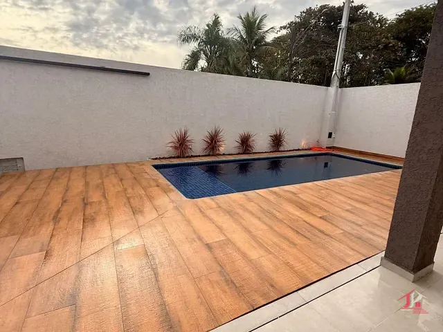 Casa 3 quartos e 3 banheiros, à venda, no bairro Jamaica (Praia) em Itanhaém