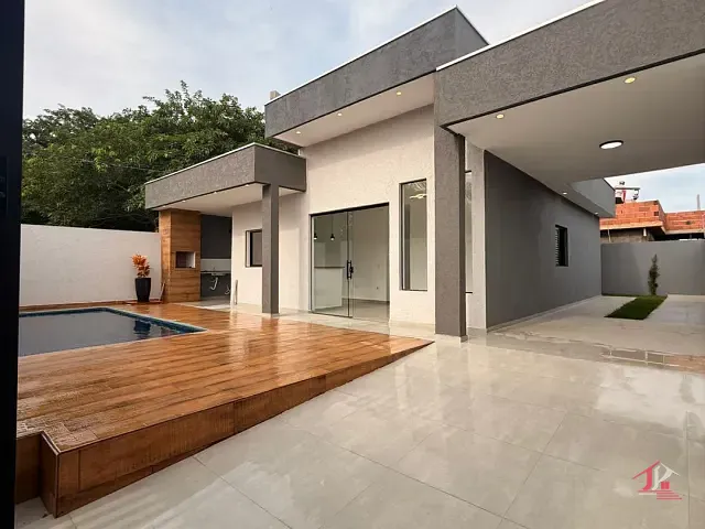 Casa 3 quartos e 3 banheiros, à venda, no bairro Jamaica (Praia) em Itanhaém