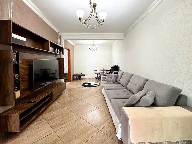 Casa com 137m² 3 quartos e 2 banheiros, à venda, no bairro Carmen  em São José dos Pinhais