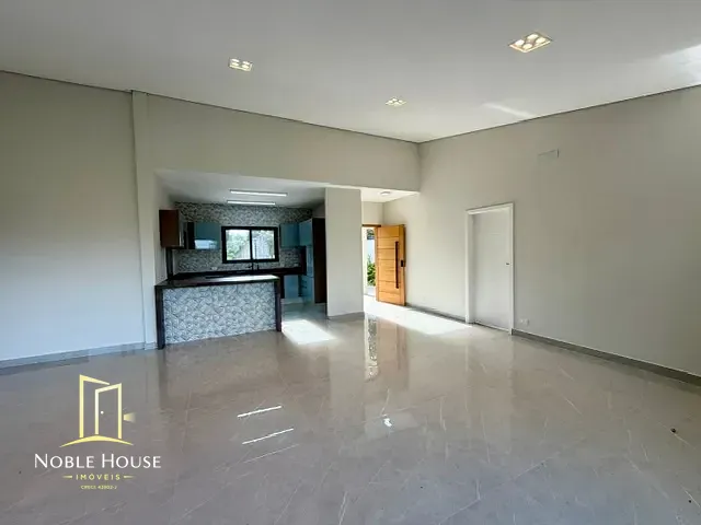Casa 4 quartos e 6 banheiros, à venda, no bairro Marambaia em Vinhedo
