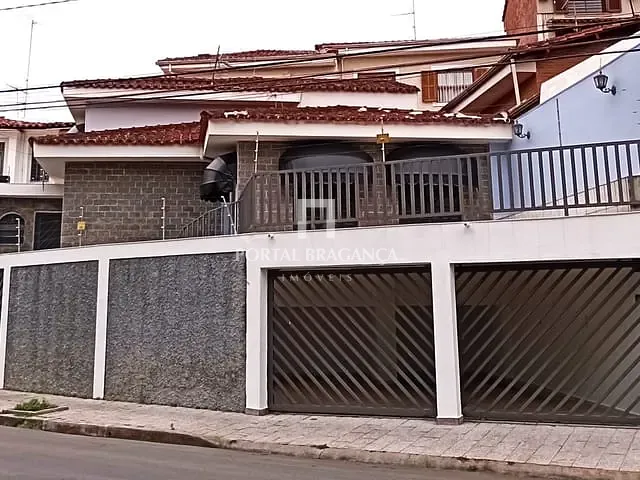 Casa com 155m² 3 quartos e 3 banheiros, à venda, no bairro Jardim Nova Bragança em Bragança Paulista