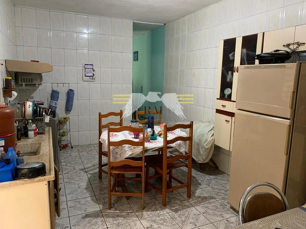 Casa à venda com 2 quartos, 90m² - Foto 6