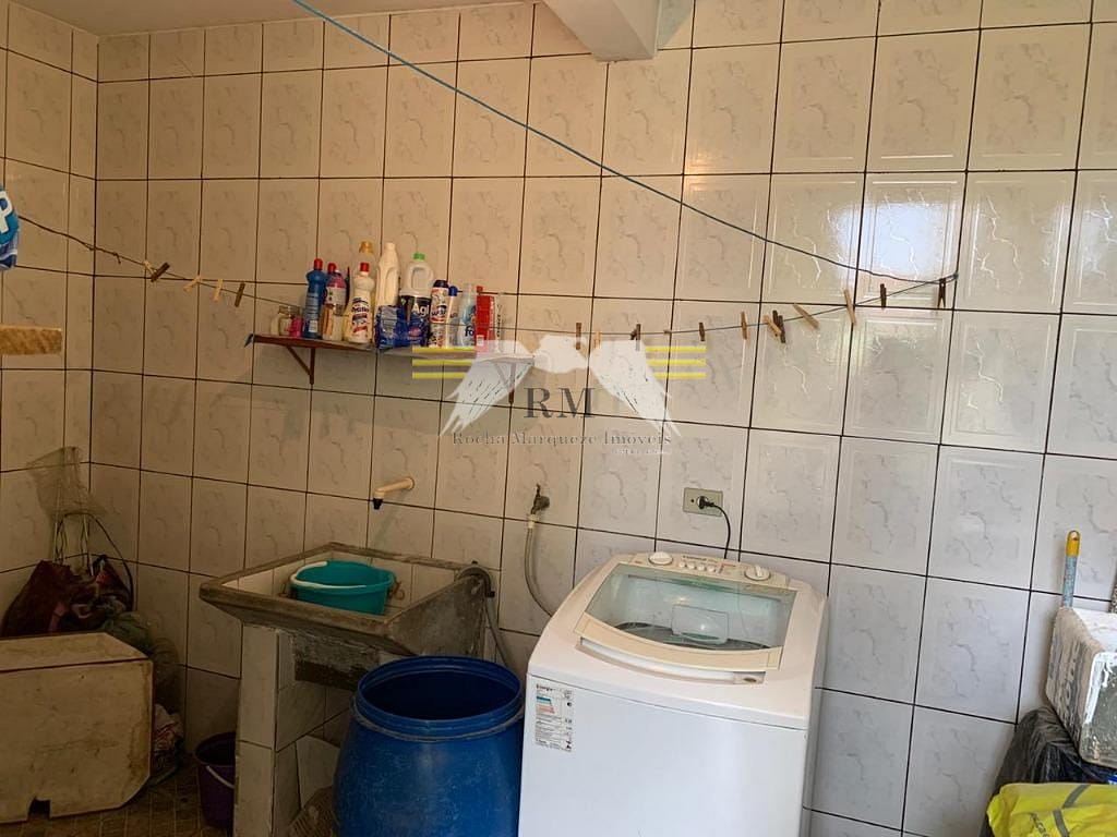 Casa à venda com 2 quartos, 90m² - Foto 19