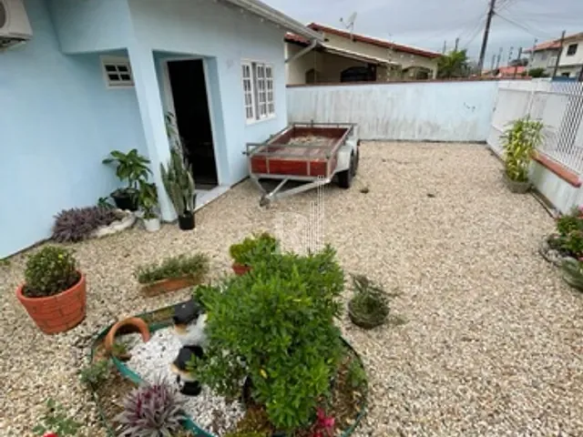 Casa 3 quartos e 3 banheiros, à venda, no bairro universitario em Tijucas