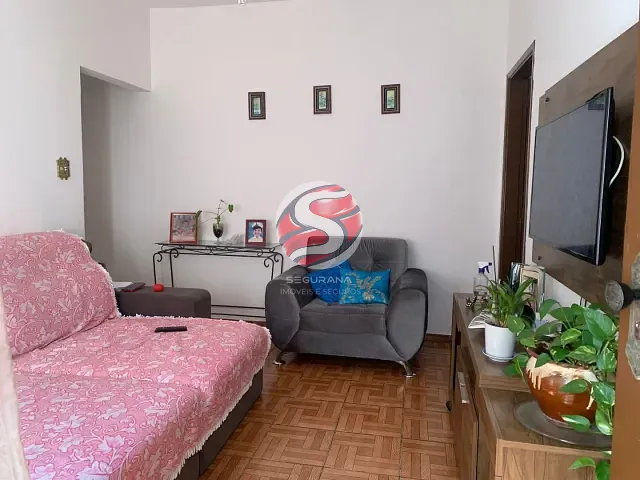 Casa com 130m² 2 quartos e 1 banheiro, à venda, no bairro Jardim Record em São Paulo