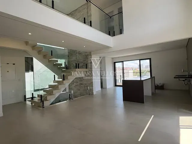 Casa 3 quartos e 4 banheiros, à venda, no bairro Cézar de Souza em Mogi das Cruzes