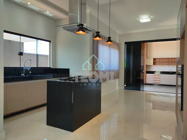 Casa com 283m² 3 quartos e 3 banheiros, à venda, no bairro Castelos em Tremembé