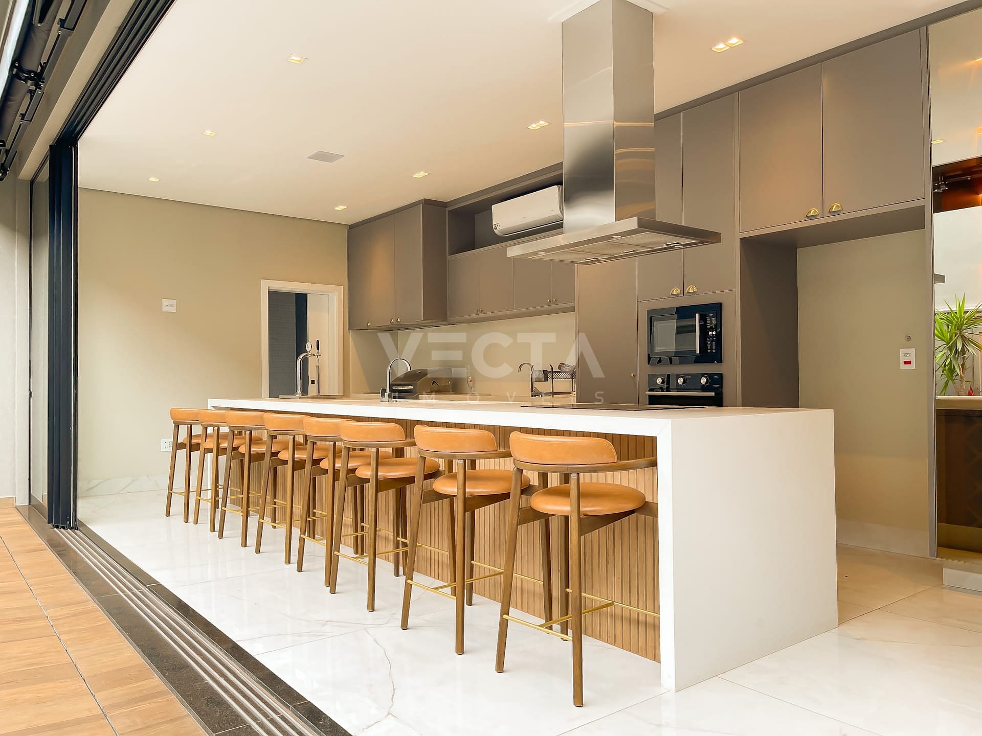 Casa à venda com 3 quartos, 262m² - Foto 9