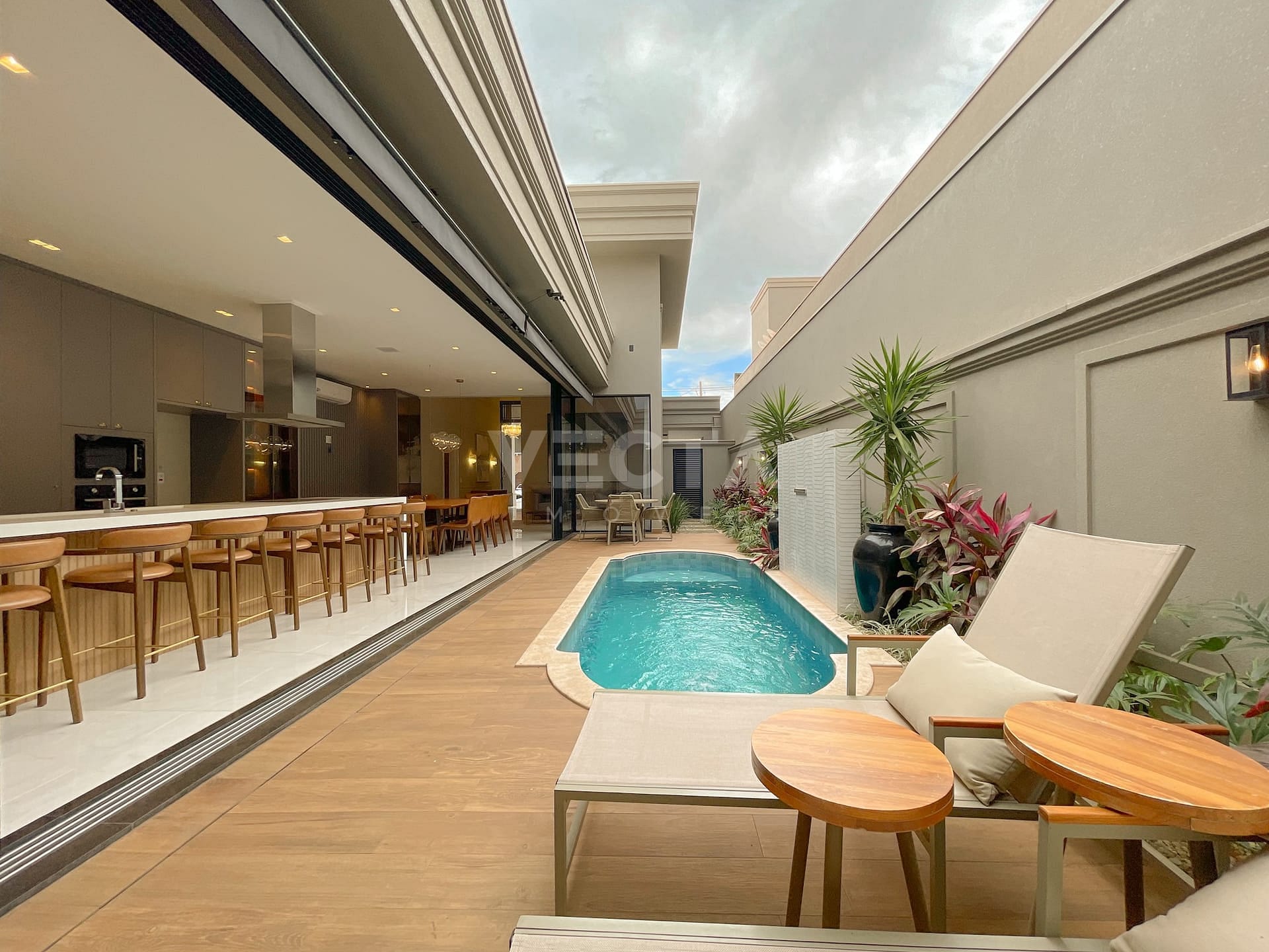 Casa à venda com 3 quartos, 262m² - Foto 14
