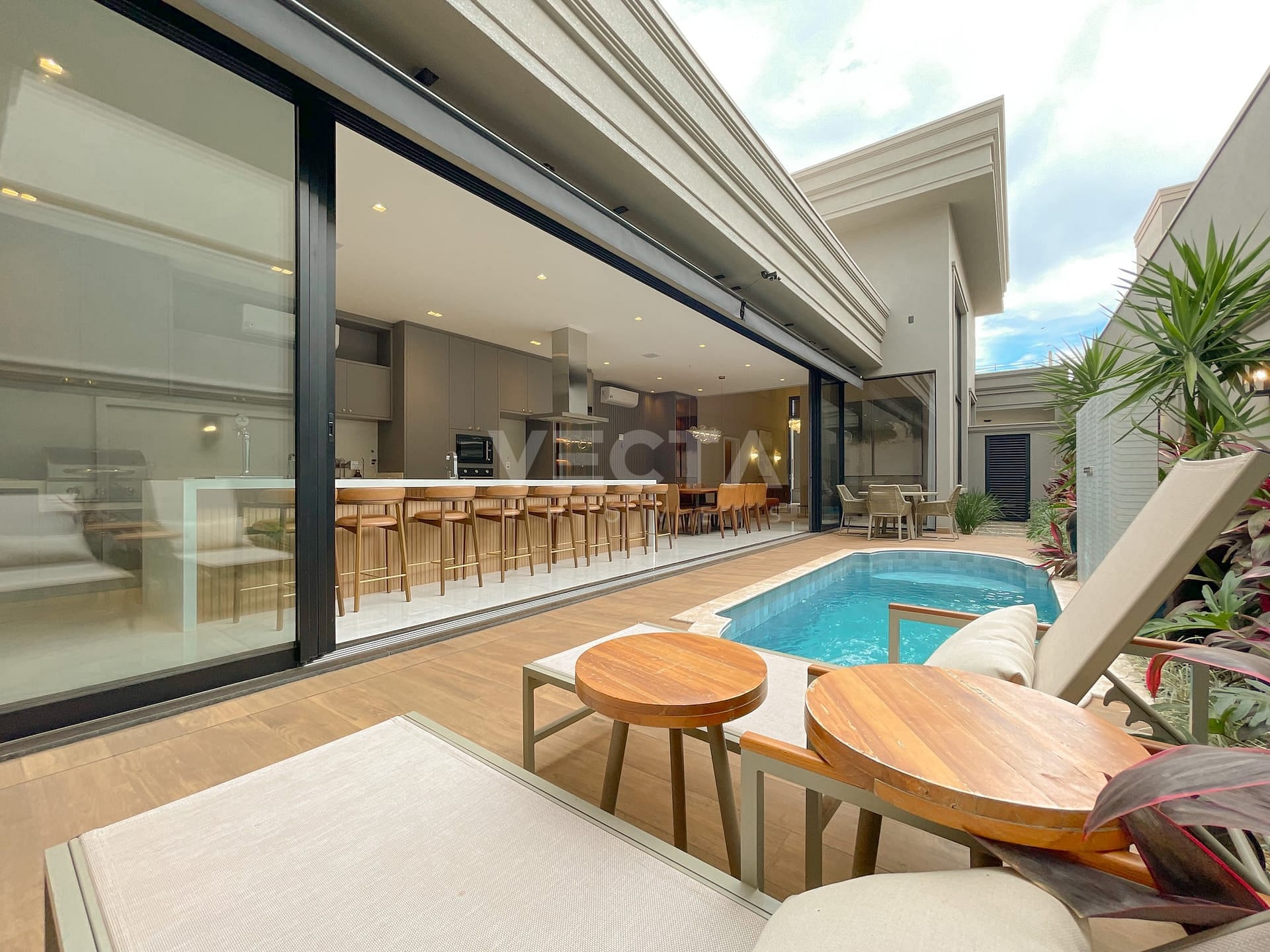 Casa à venda com 3 quartos, 262m² - Foto 15