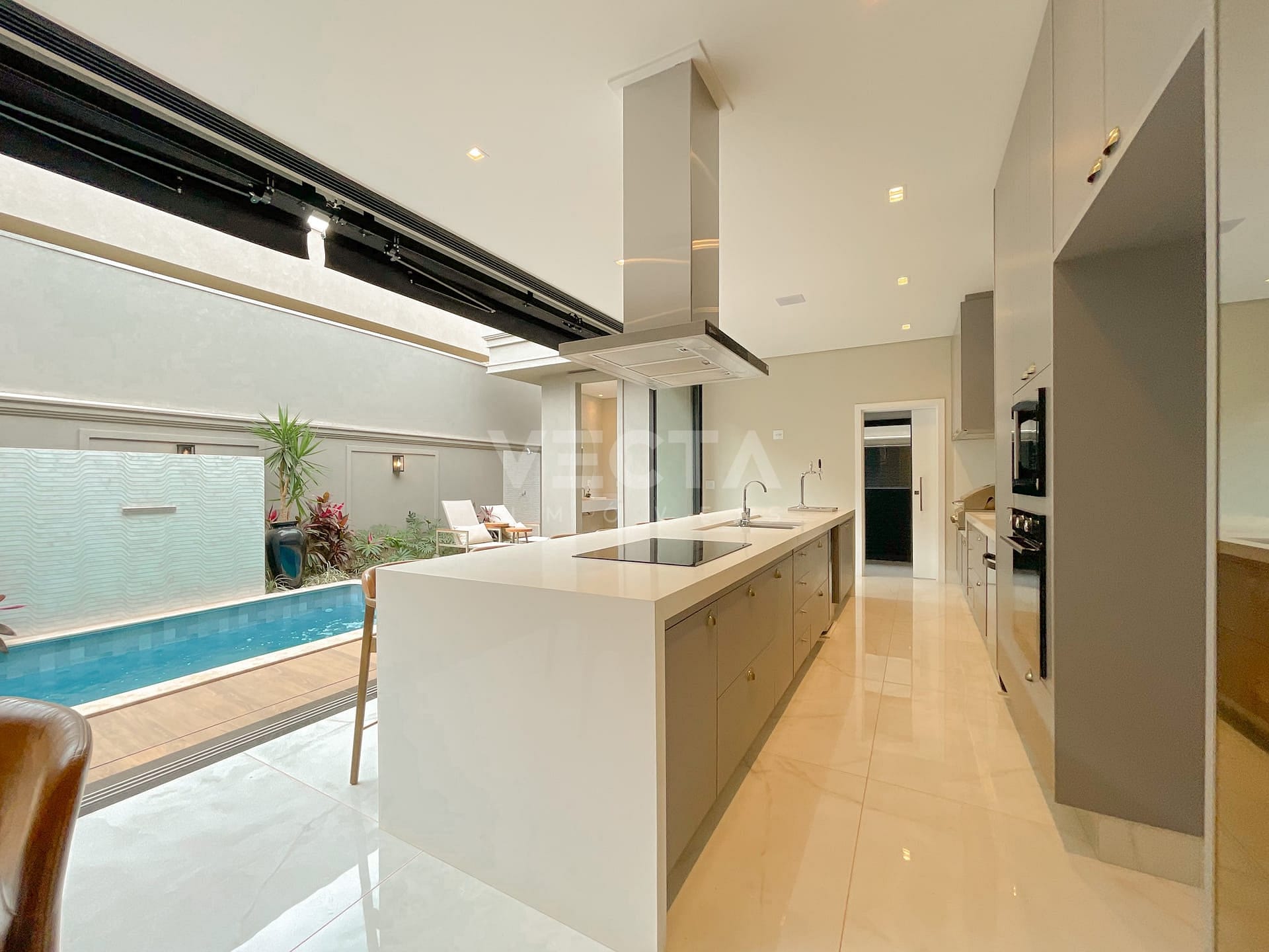Casa à venda com 3 quartos, 262m² - Foto 16