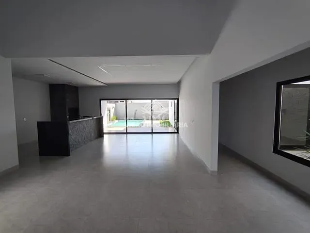Casa com 362m² 3 quartos e 1 banheiro, à venda, no bairro JARDIM DE MONET em Sinop