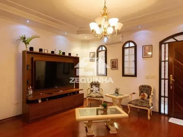 Casa com 265m² 5 quartos e 5 banheiros, à venda, no bairro Pestana em Osasco