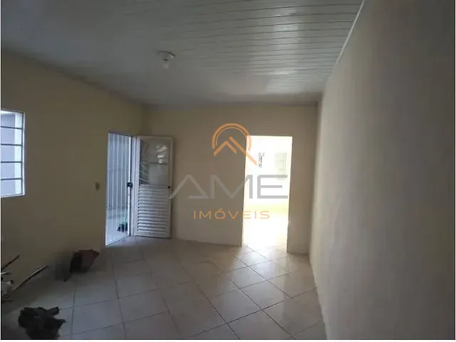 Casa 2 quartos e 1 banheiro, à venda, no bairro Fragata em Pelotas