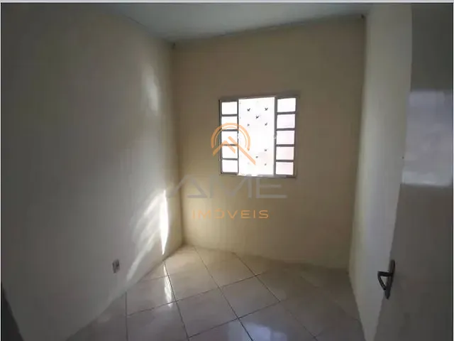 Casa 2 quartos e 1 banheiro, à venda, no bairro Fragata em Pelotas
