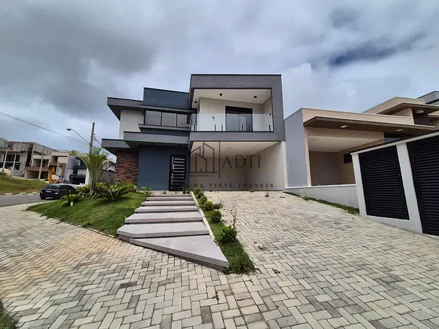Casa com 250m² 3 quartos e 4 banheiros, à venda, no bairro Cézar de Souza em Mogi das Cruzes