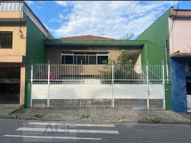 Casa com 250m², à venda, no bairro Centro em Diadema