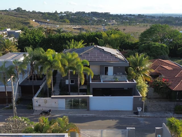 Casa 4 quartos e 5 banheiros, à venda, no bairro Setor de Habitações Individuais Sul em Brasília