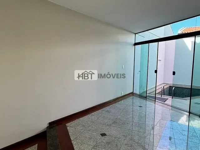 Casa com 300m² 3 quartos e 6 banheiros, à venda ou para alugar, no bairro Jardim Estoril IV em Bauru
