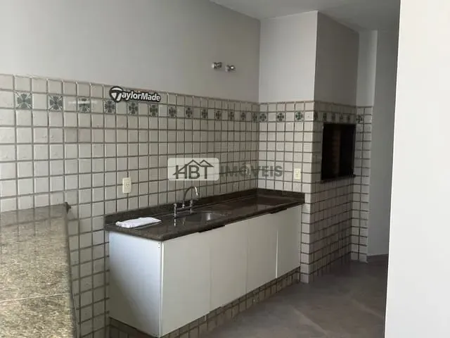 Casa com 300m² 3 quartos e 6 banheiros, à venda ou para alugar, no bairro Jardim Estoril IV em Bauru