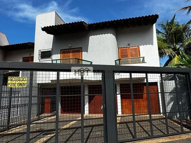 Casa com 300m² 3 quartos e 6 banheiros, à venda ou para alugar, no bairro Jardim Estoril IV em Bauru