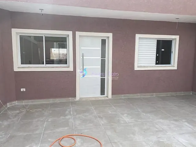 Casa com 175m² 2 quartos e 3 banheiros, à venda, no bairro Nova Cerejeira em Atibaia