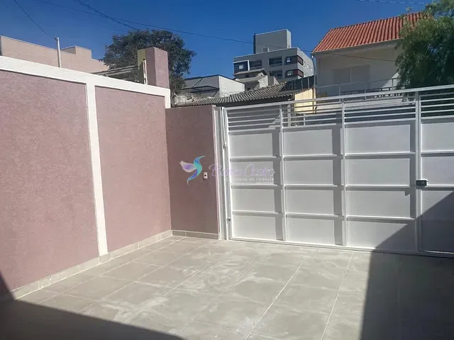 Casa com 175m² 2 quartos e 3 banheiros, à venda, no bairro Nova Cerejeira em Atibaia