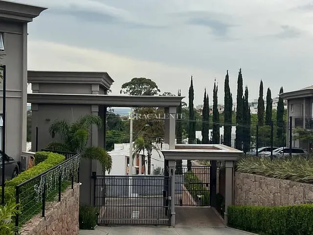 Casa com 134m² 3 quartos e 3 banheiros, à venda, no bairro Chácaras Silvania em Valinhos