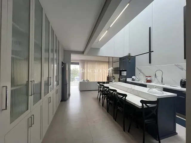 Casa com 134m² 3 quartos e 3 banheiros, à venda, no bairro Chácaras Silvania em Valinhos
