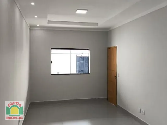 Casa com 150m² 3 quartos e 2 banheiros, à venda, no bairro Residencial Vida Nova em Anápolis