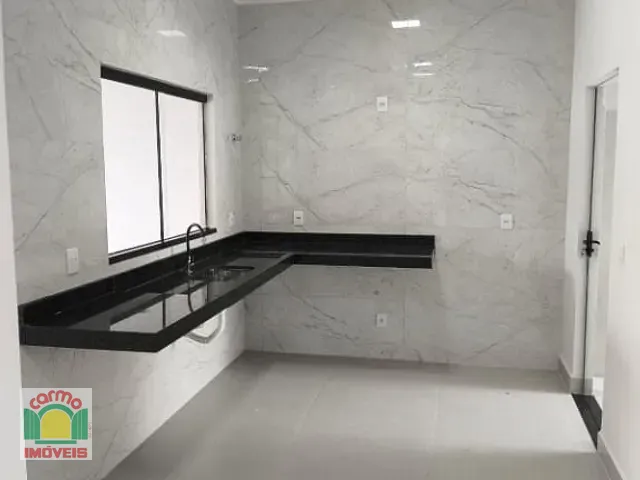 Casa com 150m² 3 quartos e 2 banheiros, à venda, no bairro Residencial Vida Nova em Anápolis